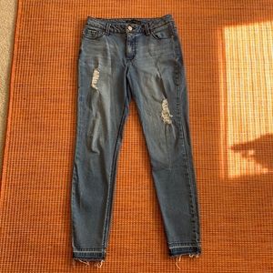 Women's distressed jeans